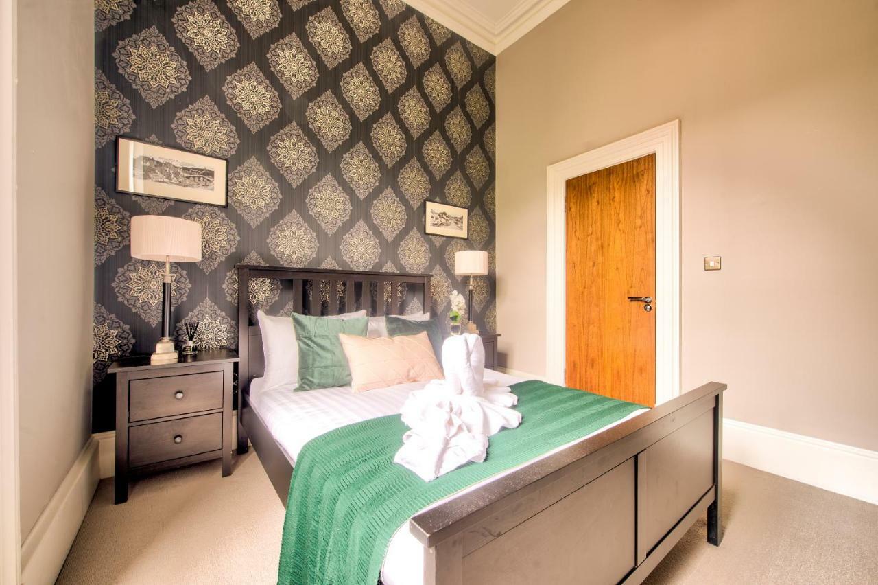 32 Victoria Crescent Road Leilighet Glasgow Eksteriør bilde