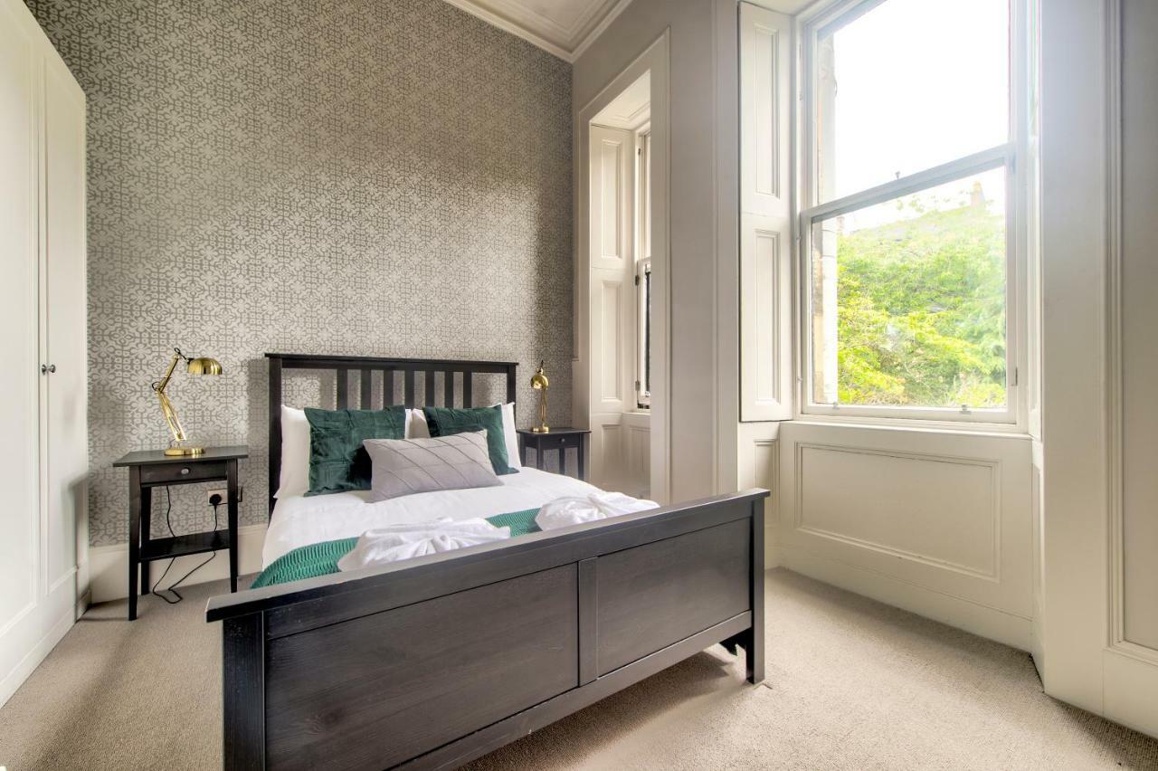 32 Victoria Crescent Road Leilighet Glasgow Eksteriør bilde