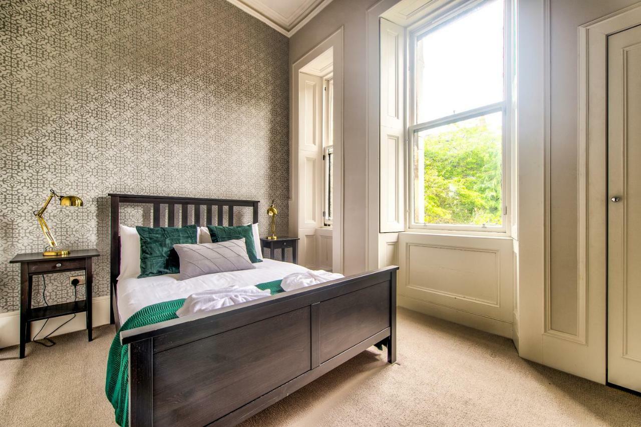 32 Victoria Crescent Road Leilighet Glasgow Eksteriør bilde